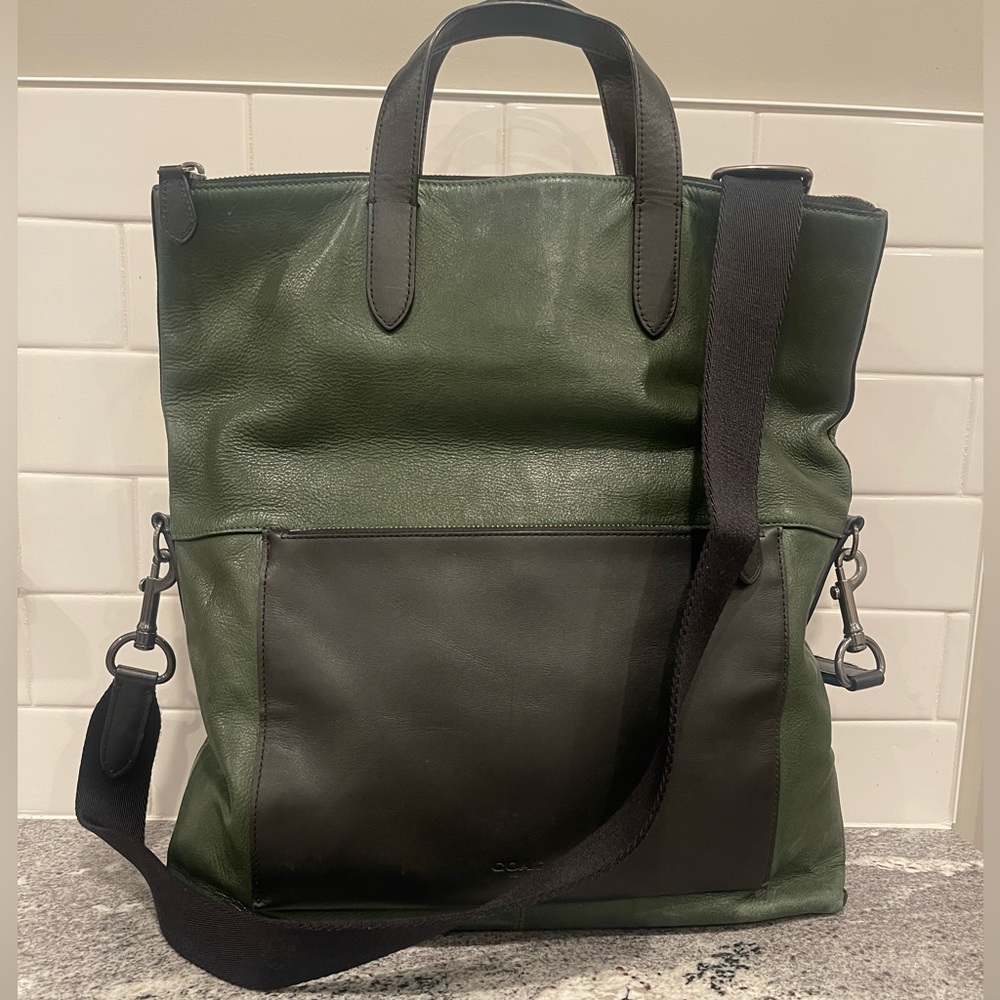 COACH Men’s Messenger Bag